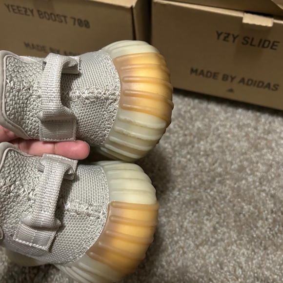 2018 Yeezy 350 v2 sesame - Picture 5 of 6
